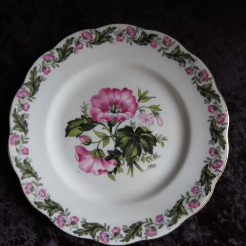 Royal Albert "Cotswold" Cake Plate (16 cm in diam)