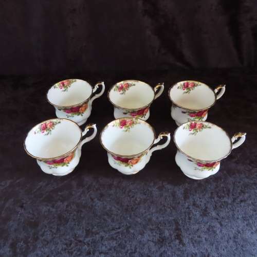 Royal Albert "Old Country Roses" 6 x Tea Trio's