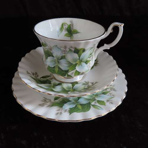 Royal Albert "Trillium" Tea Trio