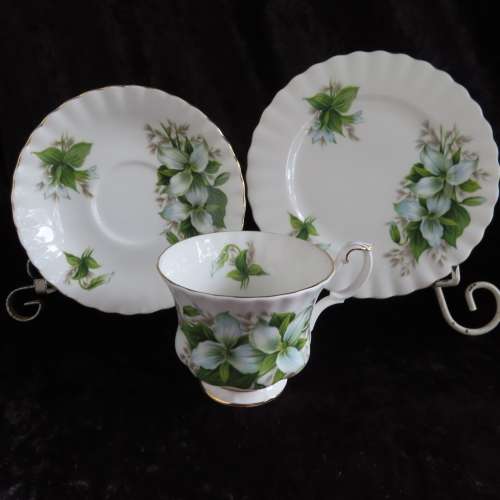 Royal Albert "Trillium" Tea Trio