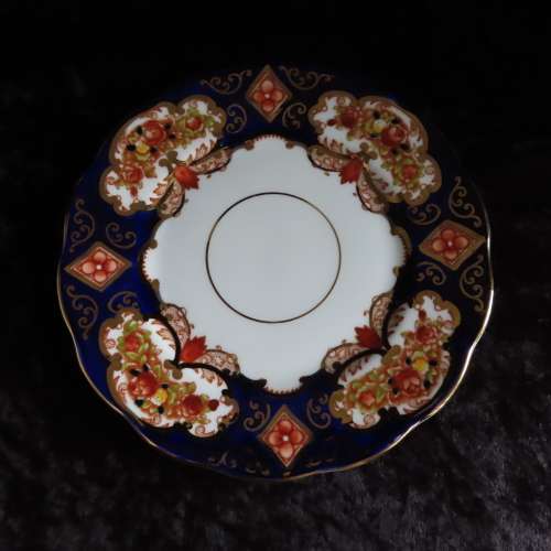 Royal Albert Unnamed Tea Trio ( Heirloom Pattern)