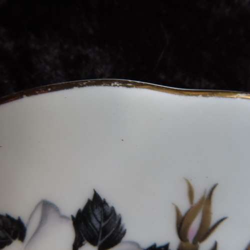 Royal Albert "Queens Messenger" Cake Plates x 4 (16 cm )