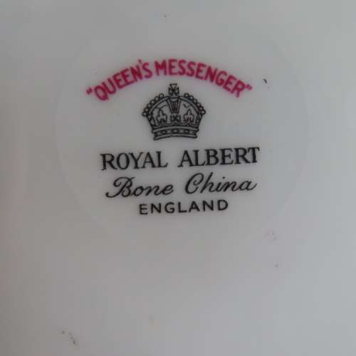 Royal Albert "Queens Messenger" Cake Plates x 4 (16 cm )