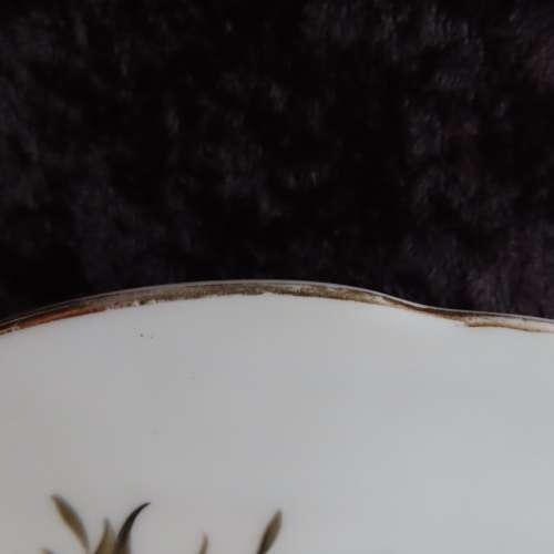 Royal Albert `Queens Messenger` 4 x Fish Plates (23,5 cm in diam)
