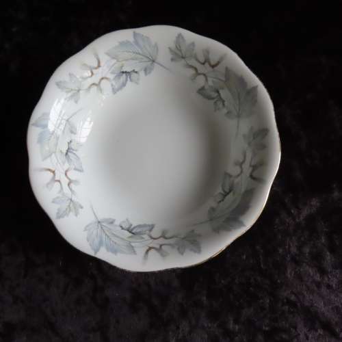 Royal Albert "Silver Maple" 10 x Dessert Bowls.