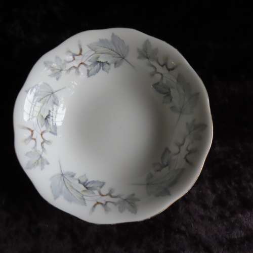 Royal Albert "Silver Maple" 10 x Dessert Bowls.