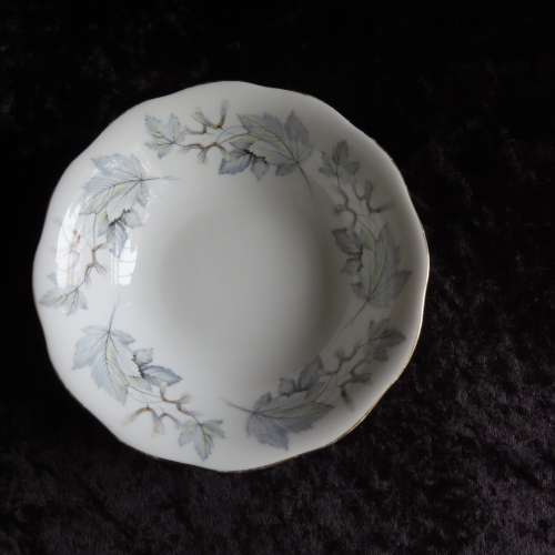 Royal Albert "Silver Maple" 10 x Dessert Bowls.
