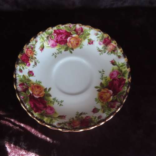 Royasl Albert "Old Country Roses" Tea Trio