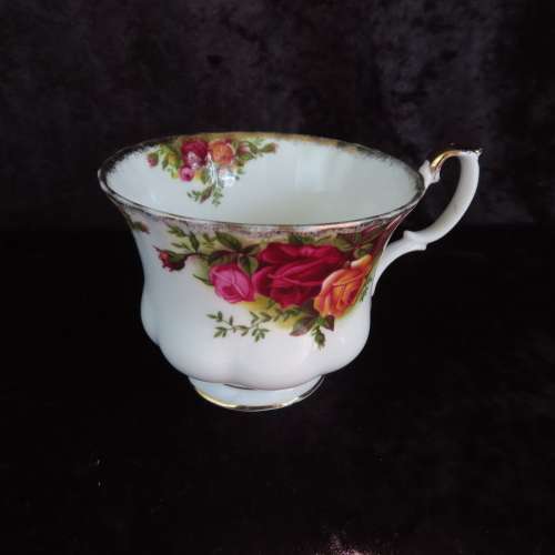 Royal Albert "Old Country Toses" Tea Trio
