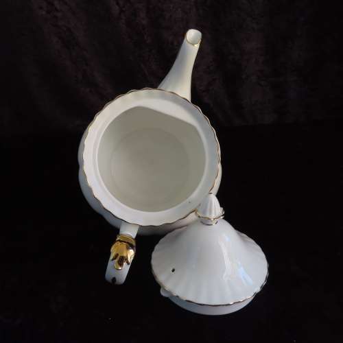 Royal Albert `Val D`or` 40 Piece Tea Set.