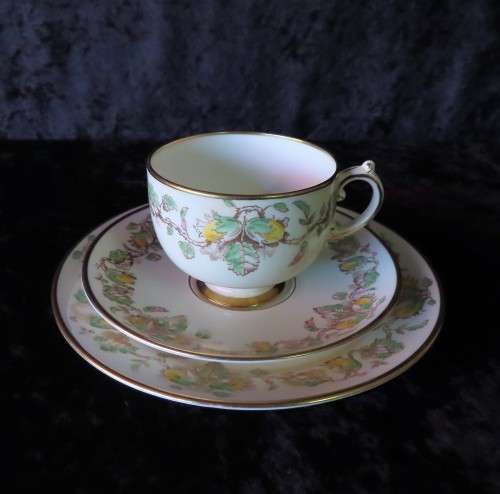 Grosvenor China England Trio