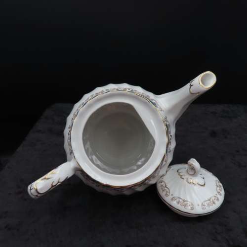 Myott `Rialto Blue` Tea Pot (2 Cups) Milk & Sugar.