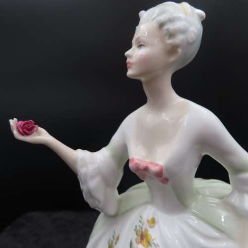 Royal Doulton Figurine `Diana` HN 2468