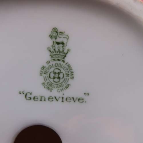 Royal Doulton Figurine `Genevieve` HN 1962