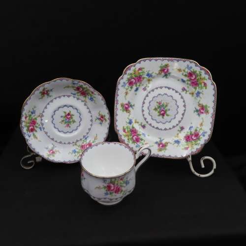 Royal Albert Petit Point 22 Piece Tea Set.