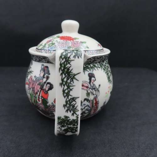 Oriental Tea Pot (Tea For One)