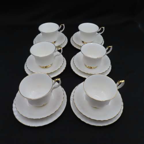 Royal Albert Val D'or 21 Piece Tea Set