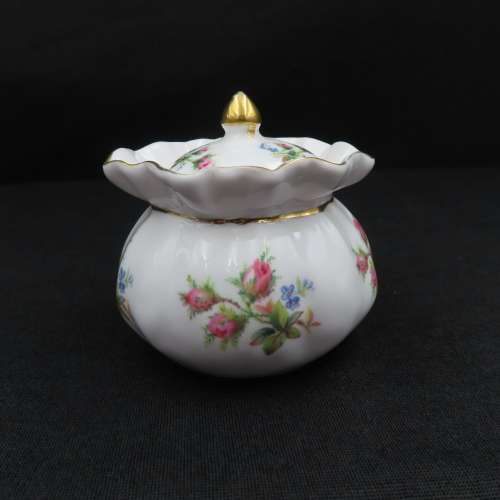 Royal Albert Moss Rose Dorothy Bag Trinket Lidded Dish