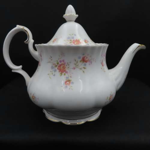 Royal Albert Peach Rose Large Tea Pot.