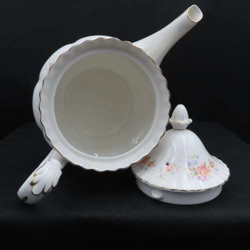 Royal Albert Peach Rose Large Tea Pot.