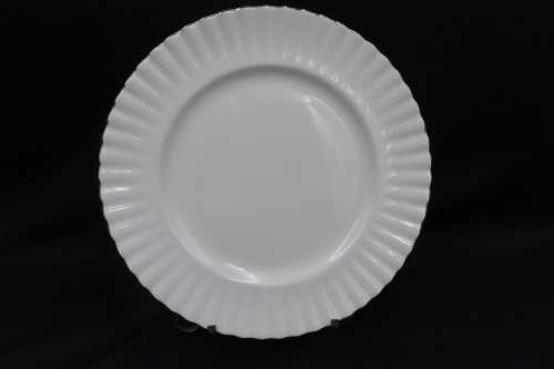 Royal Albert `Chantilly` Dinner Plates x 6