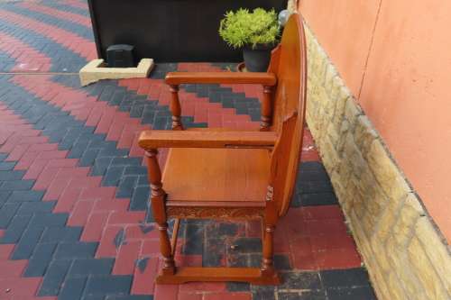 Oak Monks Bench/Table -- Collection Only!!