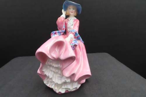 Royal Doulton Figurine`Top O` The Hill` HN 1849 First Version