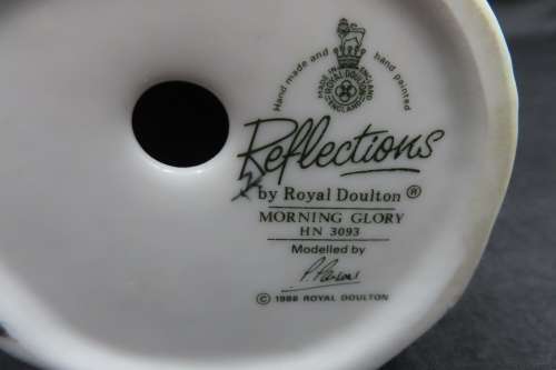 Royal Doulton Figurine `Morning Glory` HN3093 Reflections Series.
