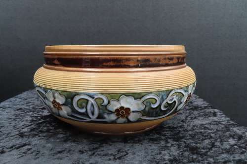 Doulton Lambeth Bowl.