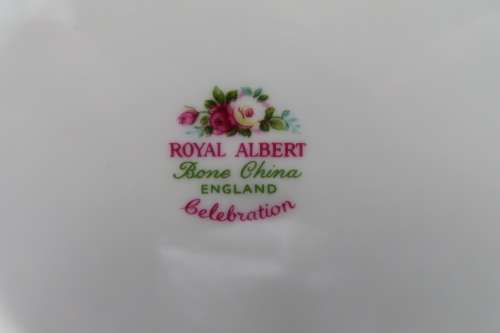 Royal Albert Celebration Cake Plates x 4 (16 cm in diam)
