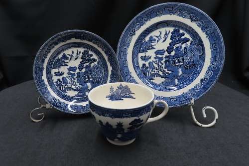 Johnson Bros `Willow` Tea Trio