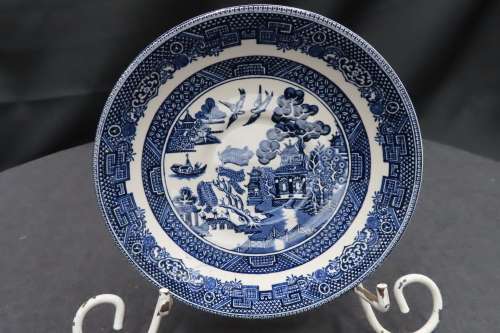 Johnson Bros `Willow` Tea Trio