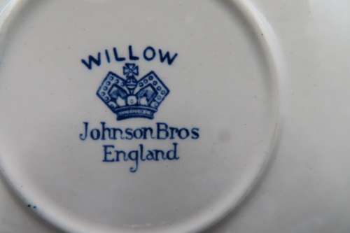Johnson Bros `Willow` Tea Trio