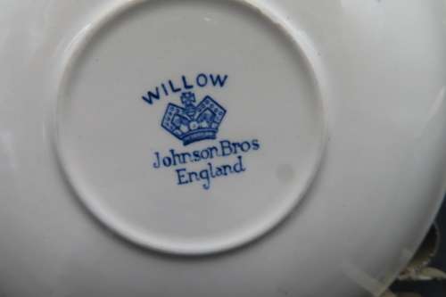 Johnson Bros `Willow` Tea Duo