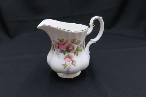 Royal albert `Moss Rose` Milk Jug