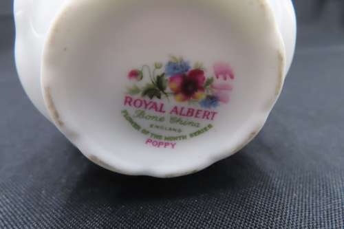 Royal albert `Poppy` Table Flower