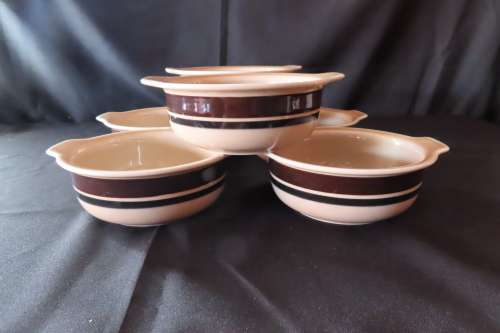 Arabia Finland `Ruija` 24 Piece Dinner Set.    Collection Only!
