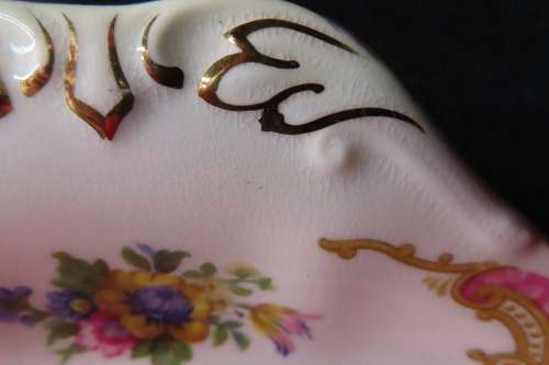 Royal albert `Lady Carlyle`