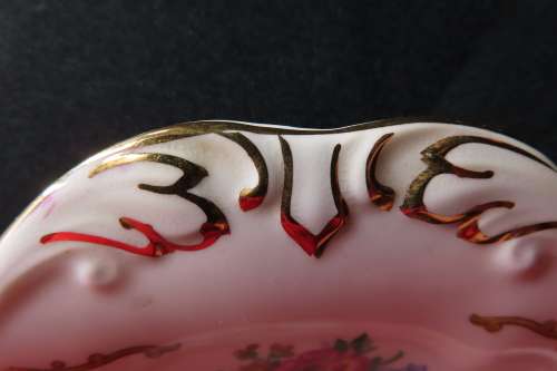 Royal albert `Lady Carlyle`