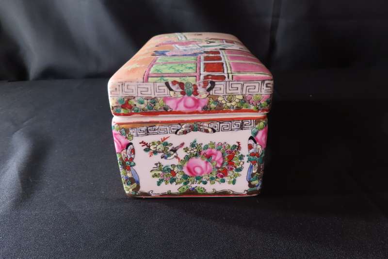 Oriental Jewelry Box