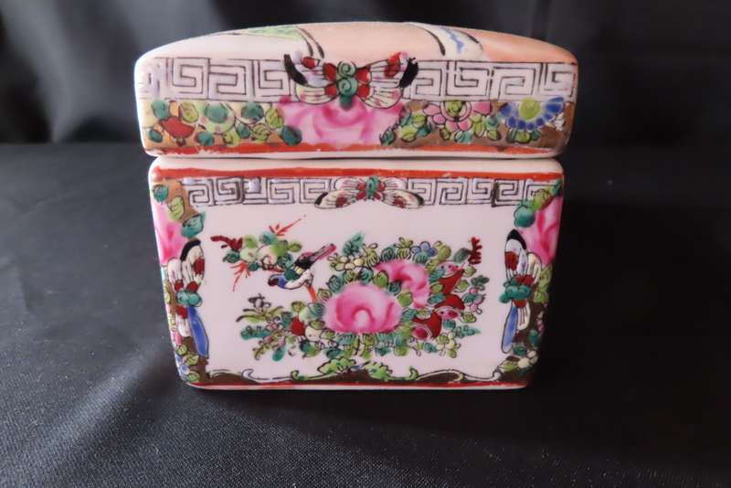 Oriental Jewelry Box