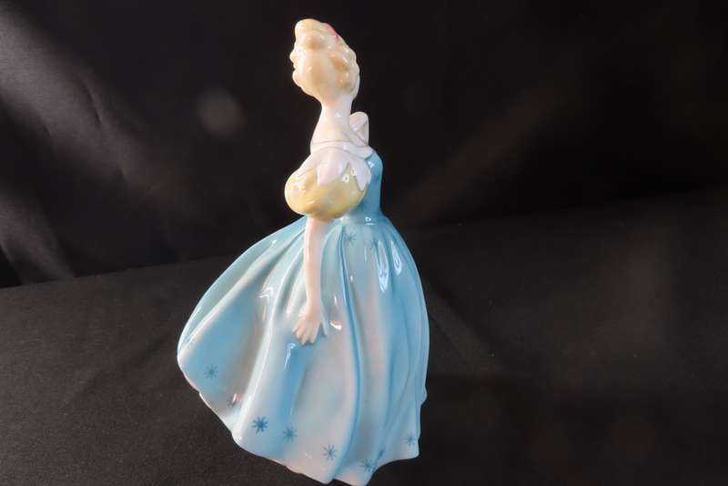 Royal Doulton Figurine Enchantment HN 2178