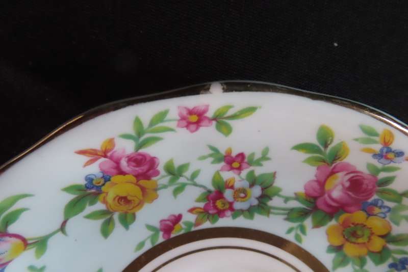 Colclough 21 Piece Tea Set.