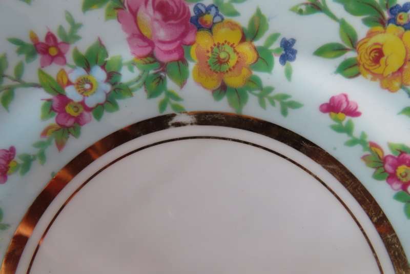 Colclough 21 Piece Tea Set.