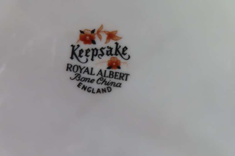 Royal Albert Keepsake 21 Piece Tea Set.