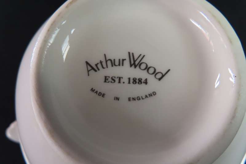 ARTHUR WOOD TEA FOR ONE