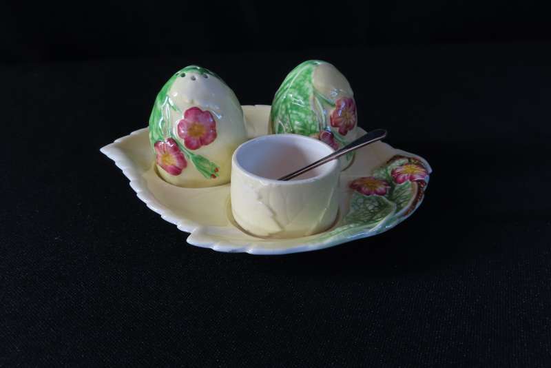CARLTON WARE CRUET SET.