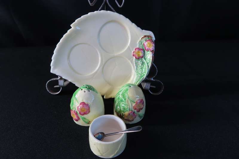 CARLTON WARE CRUET SET.