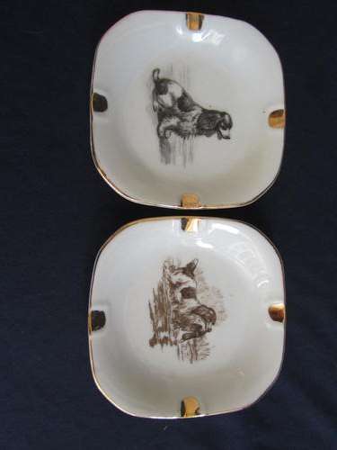 2 Ashtrays