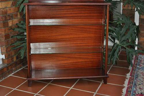 Imbuia  Display / Book Shelf.  (See description for shipping)
